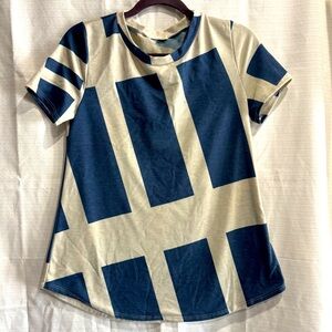 12PM by Mon Ami short sleeve crew neck top blue/gray size Med